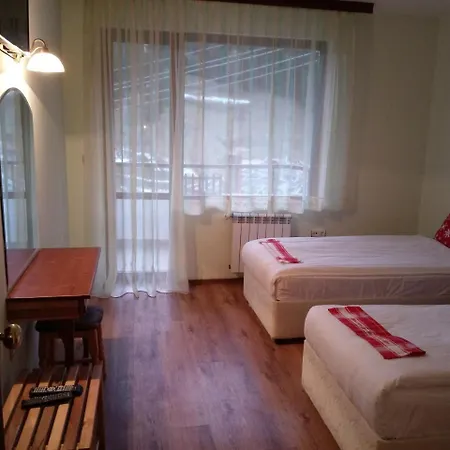 Ξενοδοχείο Vlahvi's House 2*